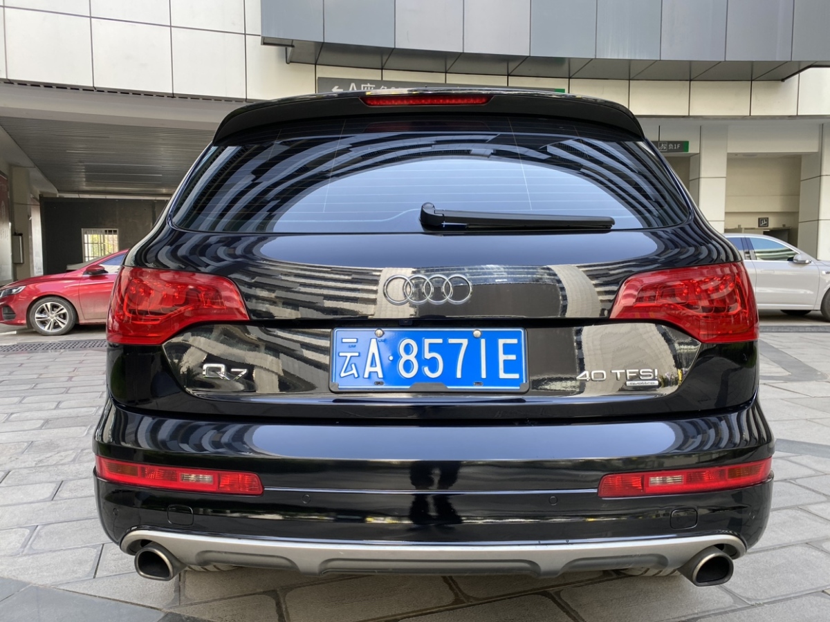 奧迪 奧迪Q7  2015款 35 TFSI 進(jìn)取型圖片