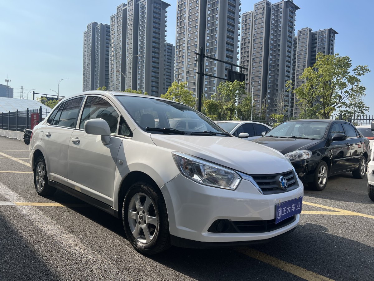 啟辰 D50  2013款 1.6L 手動時尚版圖片