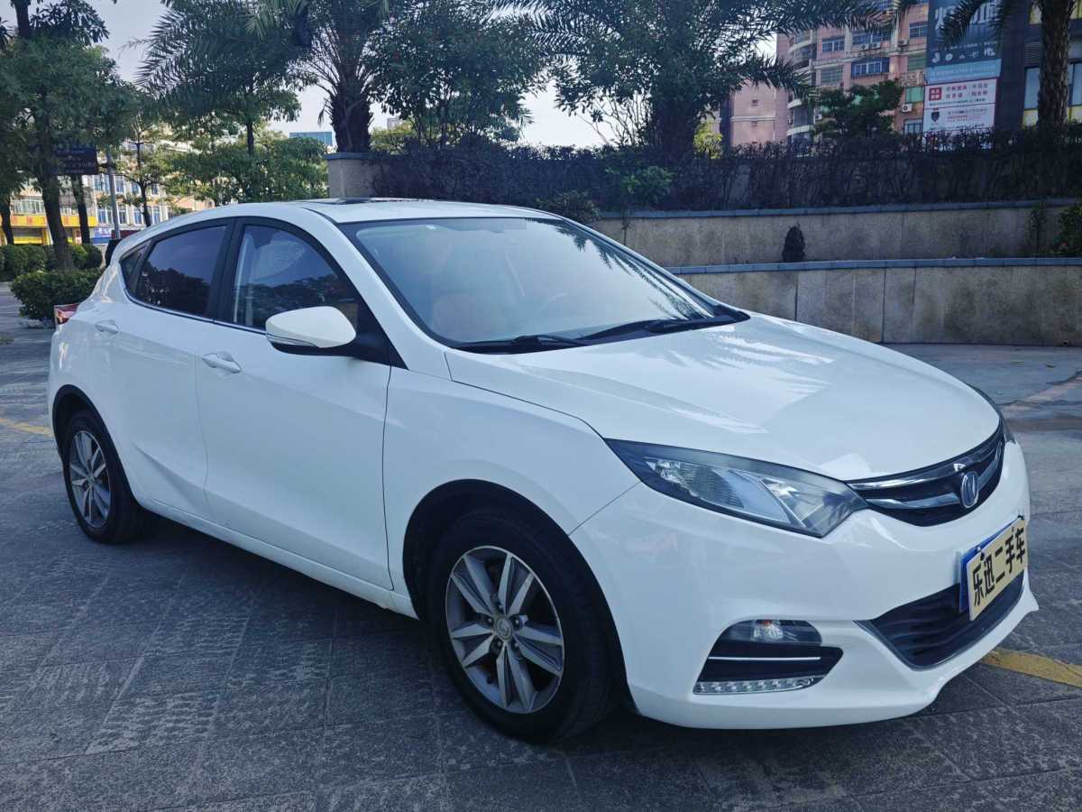 長(zhǎng)安 逸動(dòng)XT  2016款 1.6L 自動(dòng)俊酷型圖片