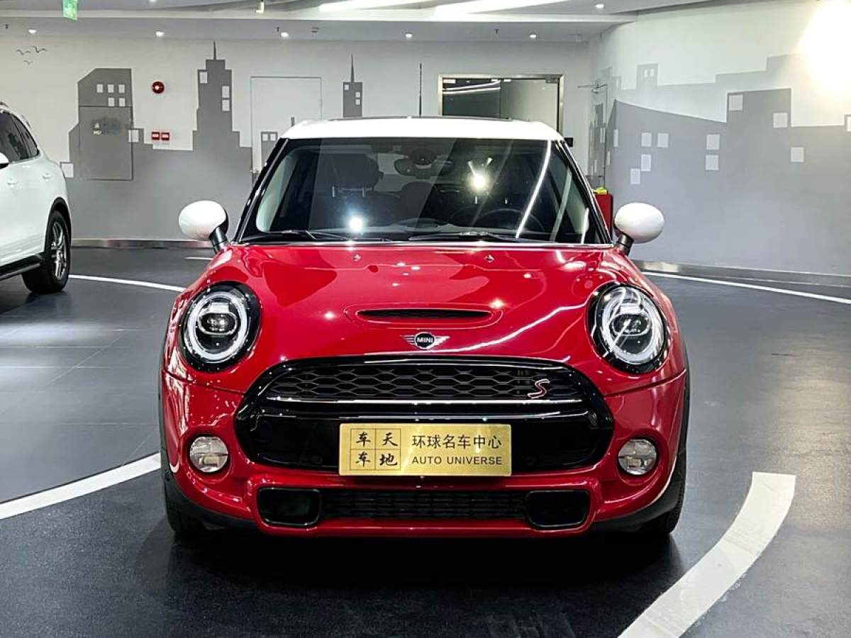 MINI MINI  2019款 2.0T COOPER S 藝術(shù)家 五門版圖片