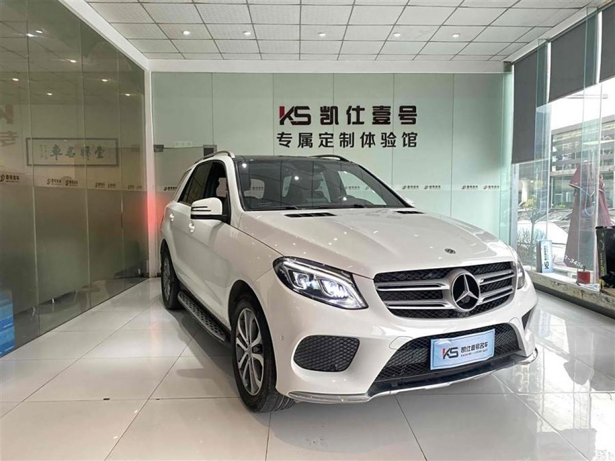 奔馳 奔馳GLE  2017款 GLE 320 4MATIC 豪華型圖片