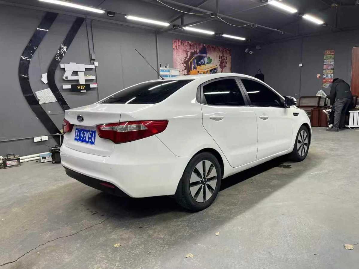 起亚 K2  2012款 三厢 1.6L AT Premium ECO纪念版图片