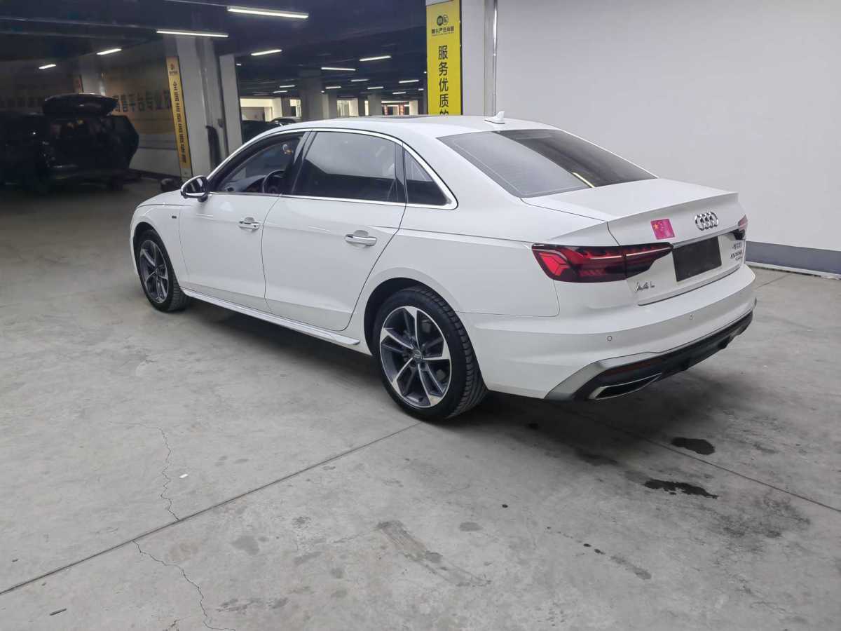 奧迪 奧迪A4L  2022款 40 TFSI 時尚動感型圖片