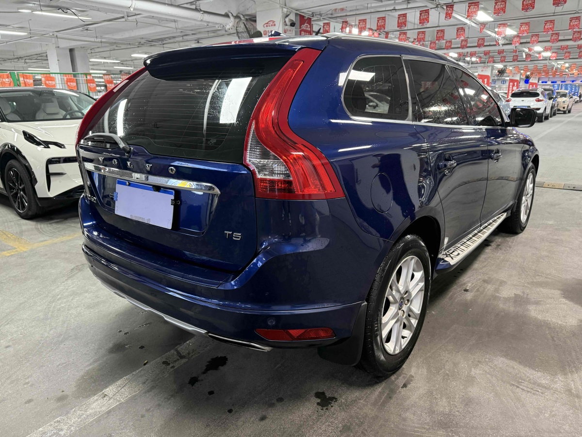 2015年9月沃爾沃 XC60  2016款 T5 智行版