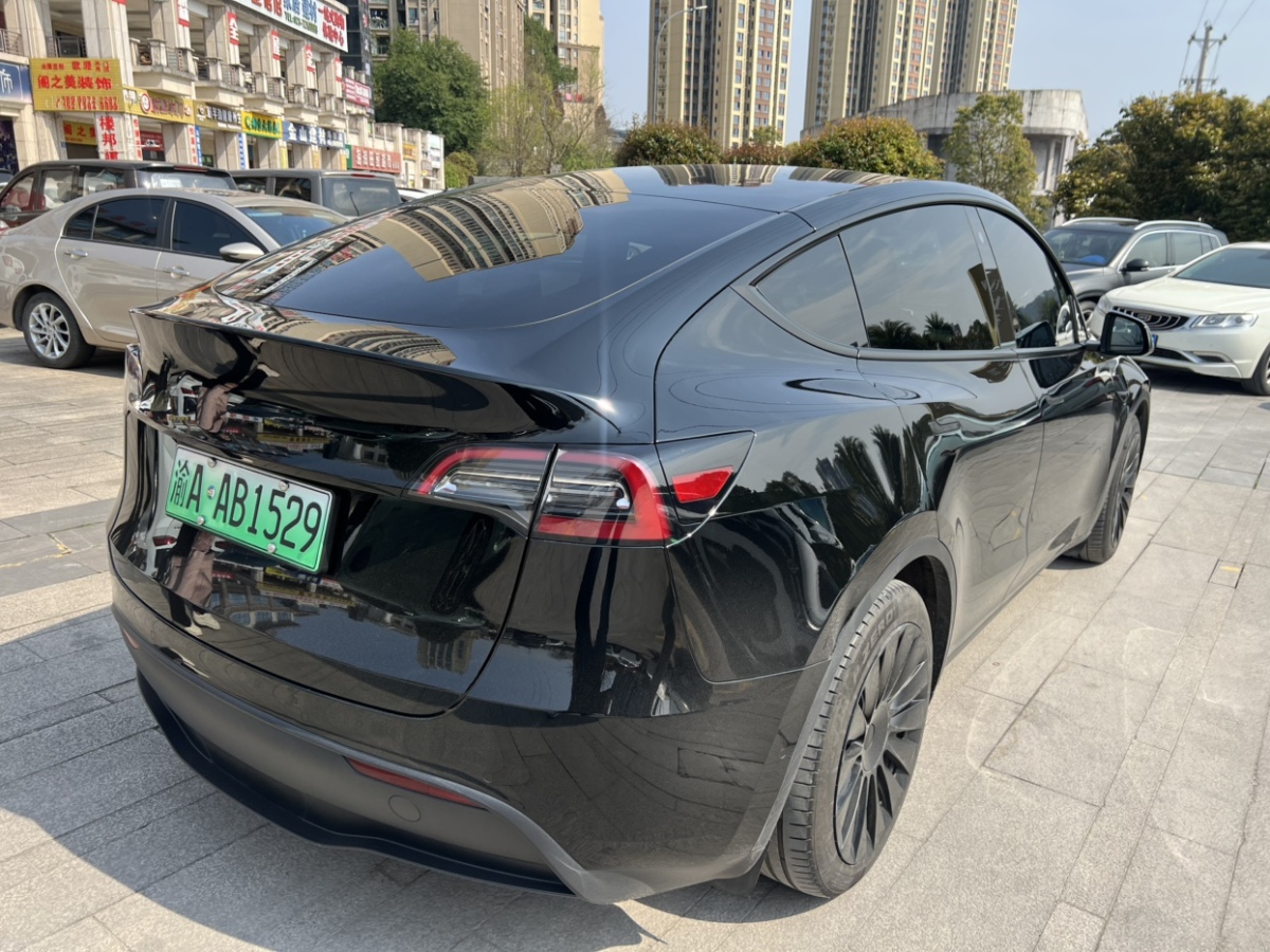 特斯拉 Model Y  2022款 改款 后輪驅(qū)動版圖片