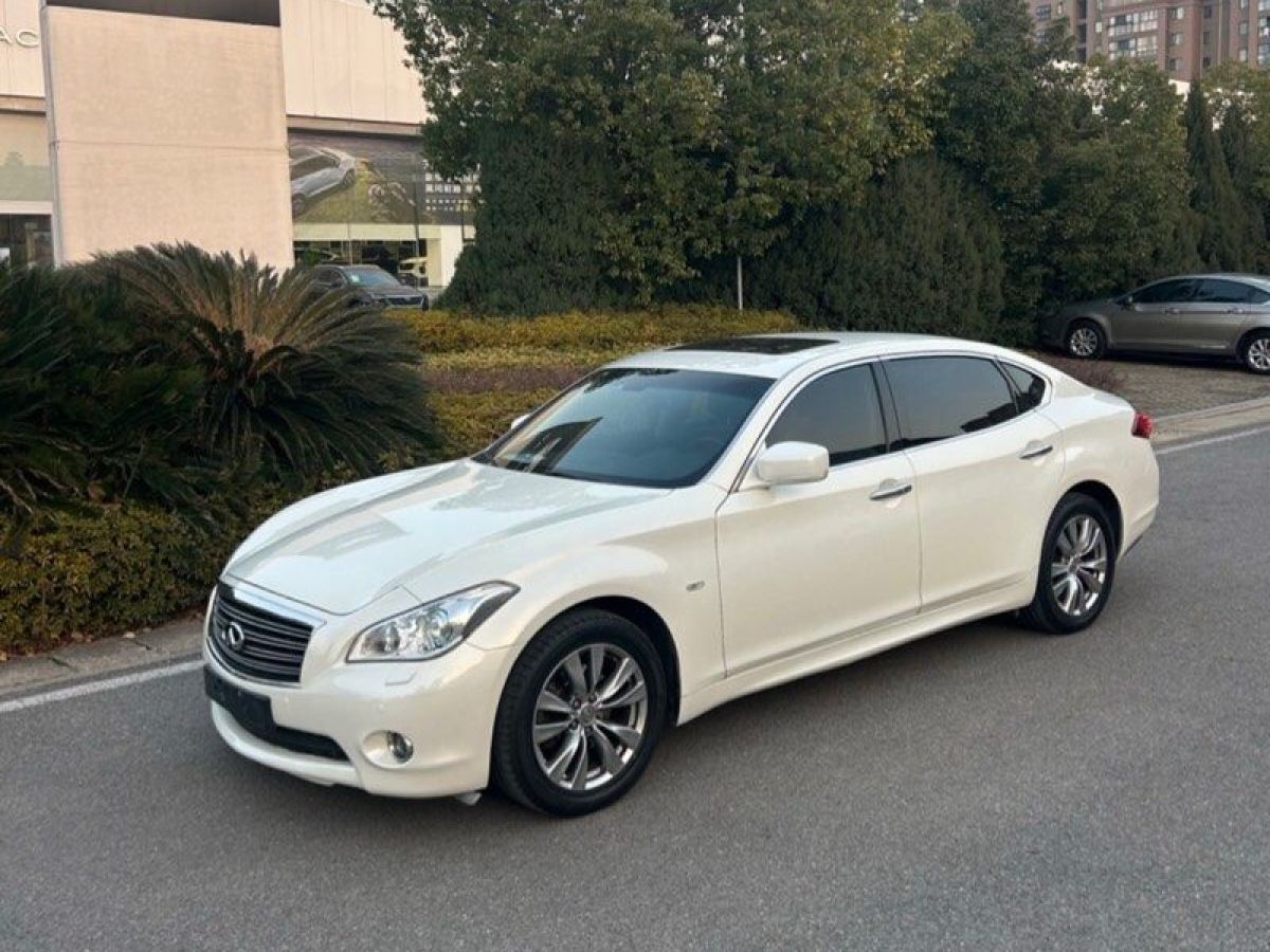 英菲尼迪 Q70  2013款 Q70L 2.5L 舒適版圖片