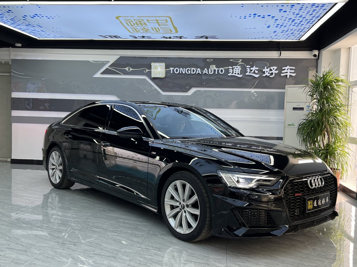 奧迪 奧迪A6L  2023款 改款 45 TFSI 臻選動(dòng)感型圖片