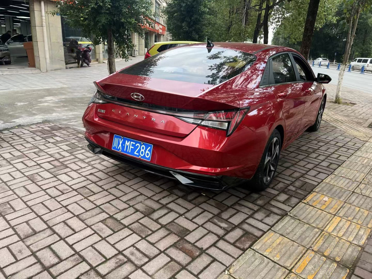 現(xiàn)代 伊蘭特  2022款 1.5L CVT LUX尊貴版圖片