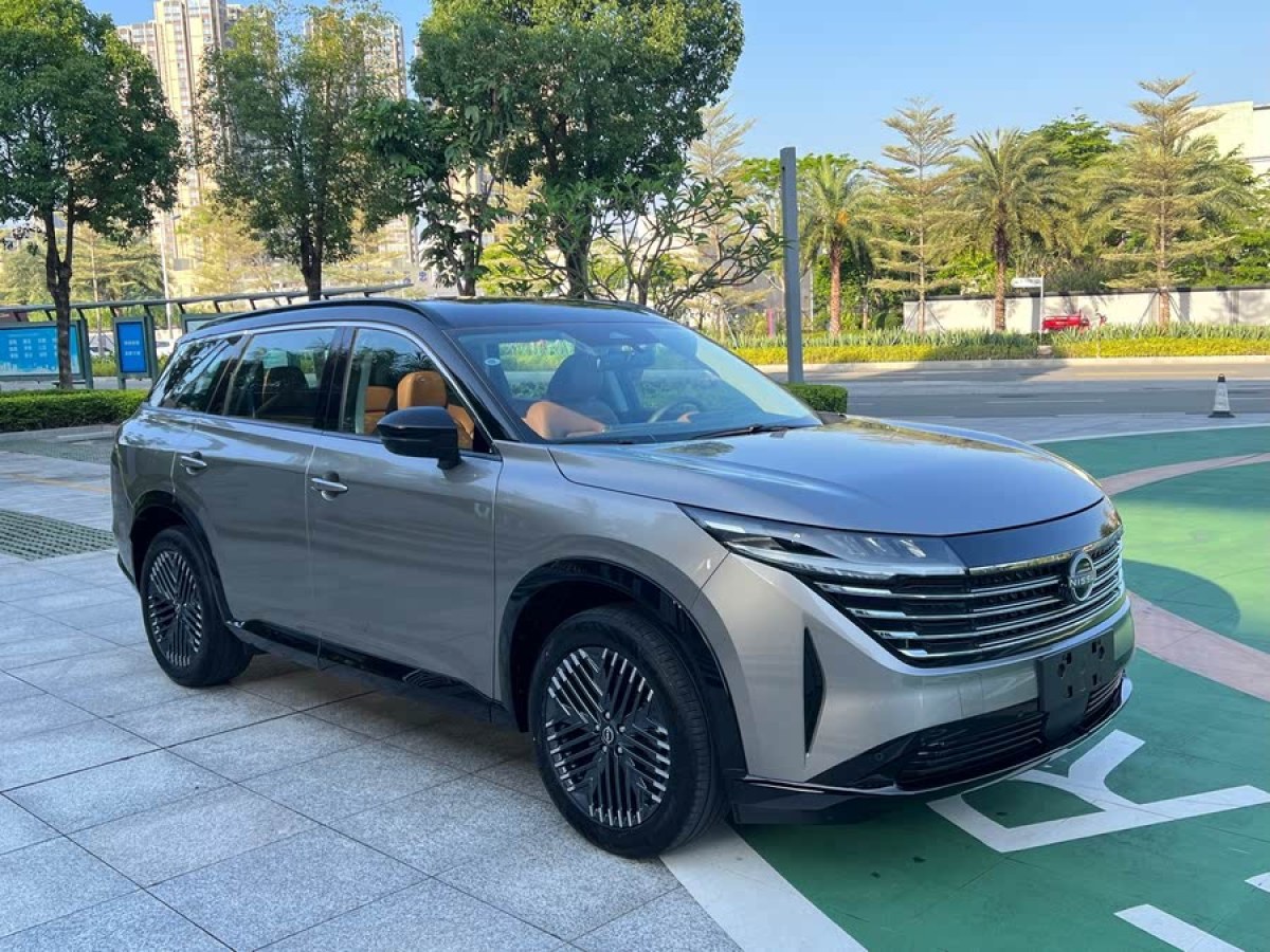 日產(chǎn) 探陸  2024款 380VC-TURBO 四驅(qū)智駕版 7座圖片