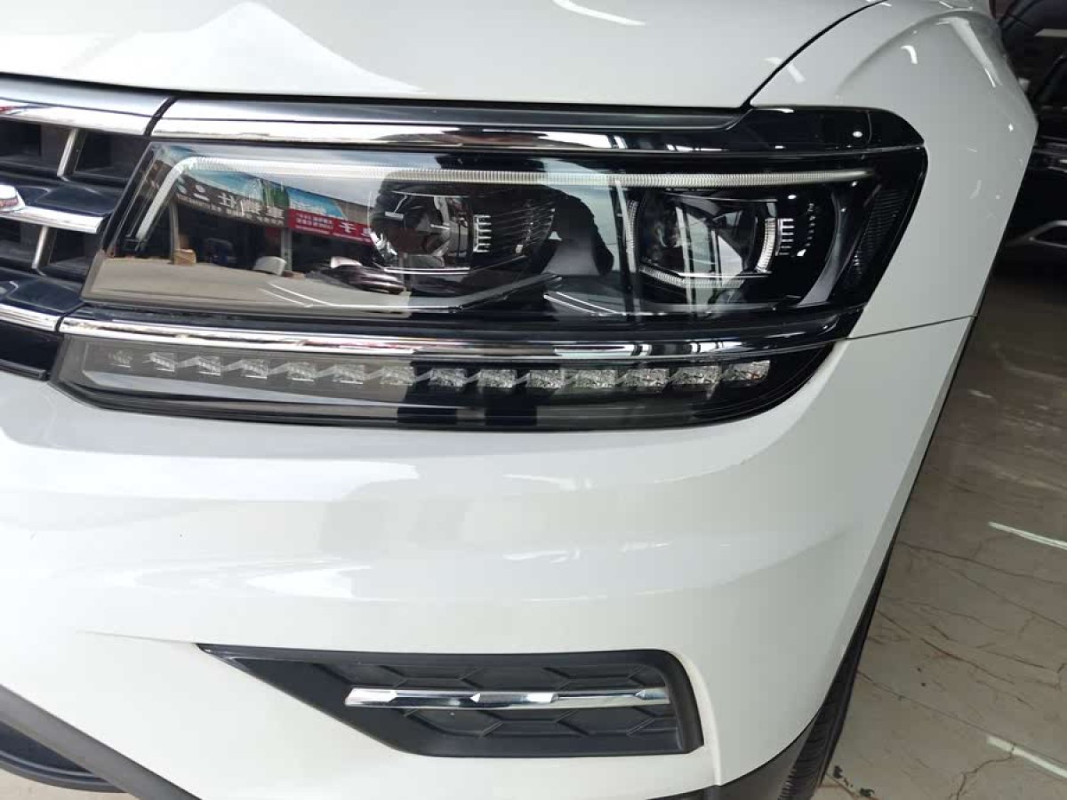 大眾 途觀L  2017款 380TSI 自動(dòng)四驅(qū)豪華版圖片