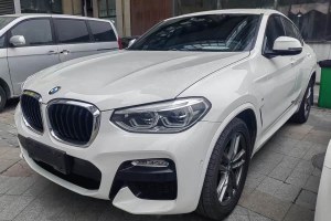 寶馬X4 寶馬 xDrive25i M運(yùn)動(dòng)套裝