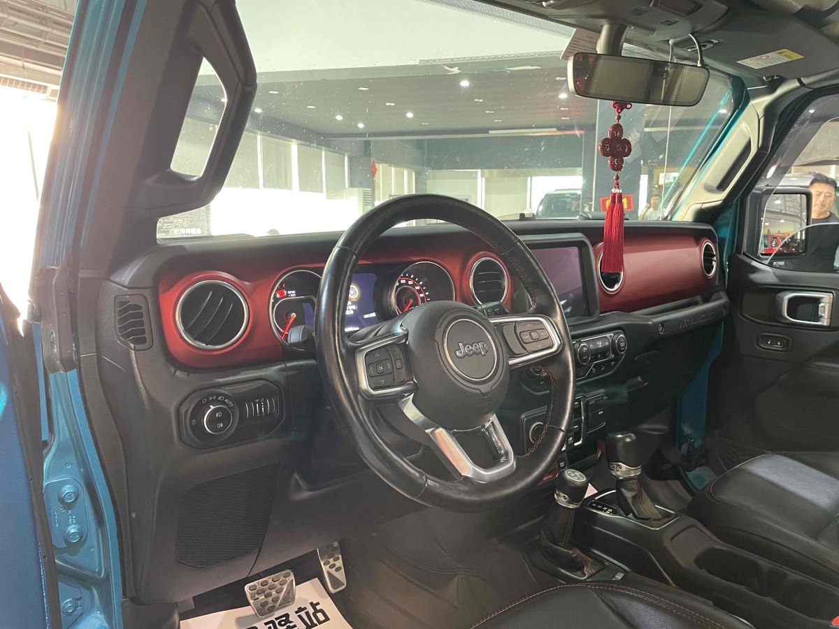 Jeep 牧馬人  2019款 2.0T Rubicon 四門版 國VI圖片