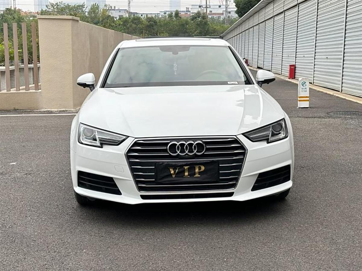 2017年8月奧迪 奧迪A4L  2017款 Plus 40 TFSI 進(jìn)取型