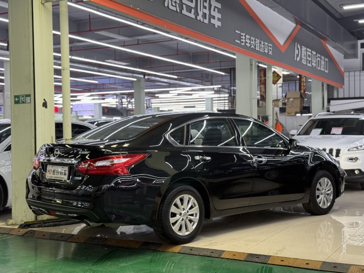 日產(chǎn) 天籟  2016款 改款 2.0L XL舒適版圖片