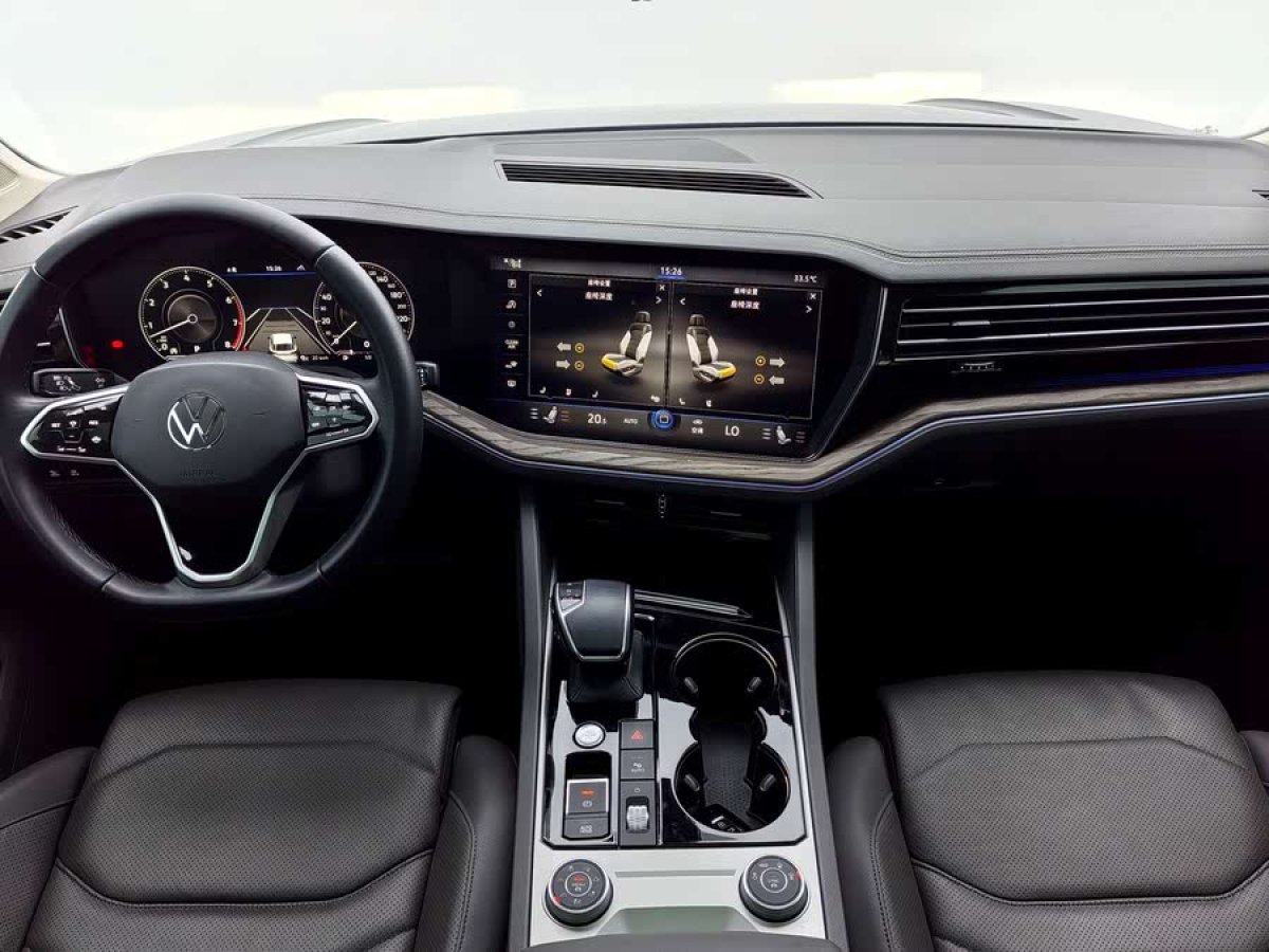 大眾 途銳  2022款 3.0TSI 銳享版 經(jīng)典運動套裝圖片