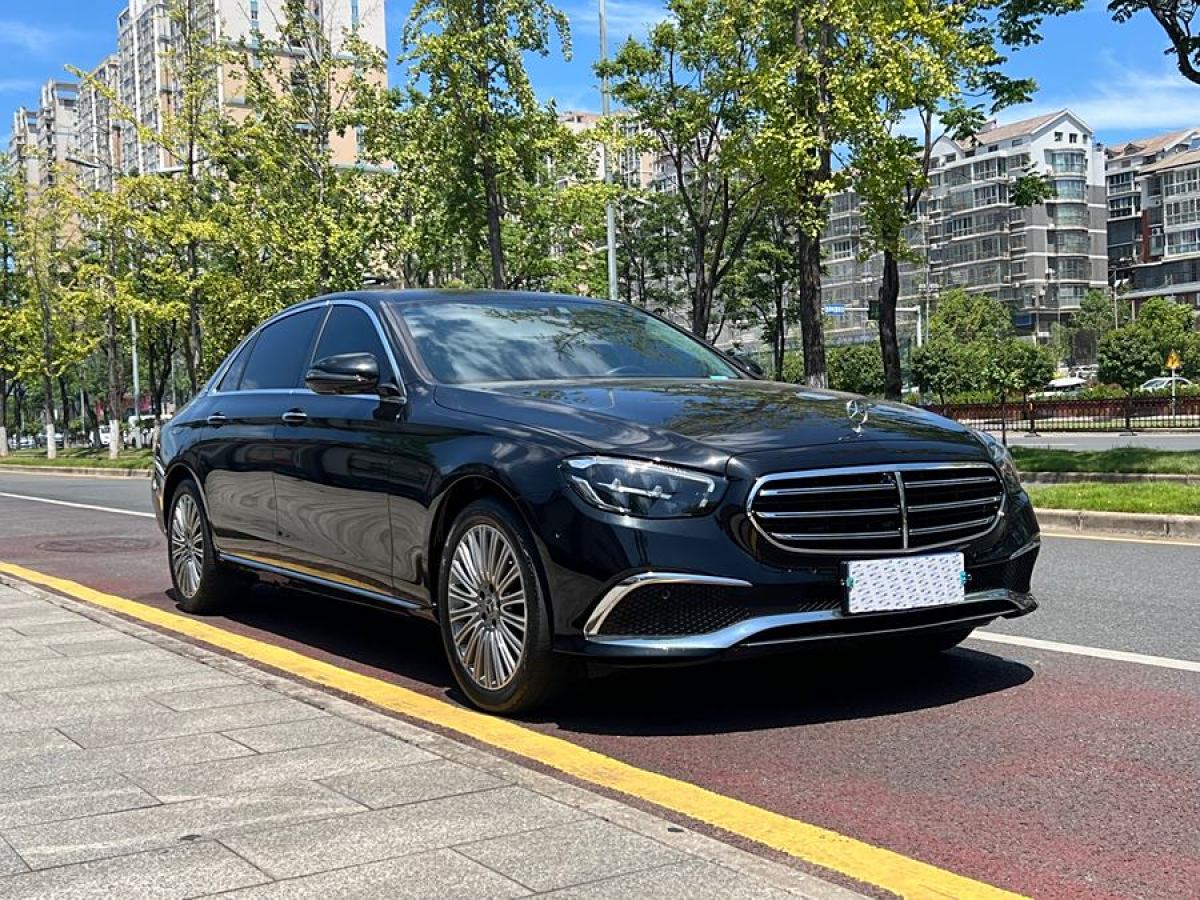 奔馳 奔馳E級  2023款 改款 E 300 L 豪華型圖片