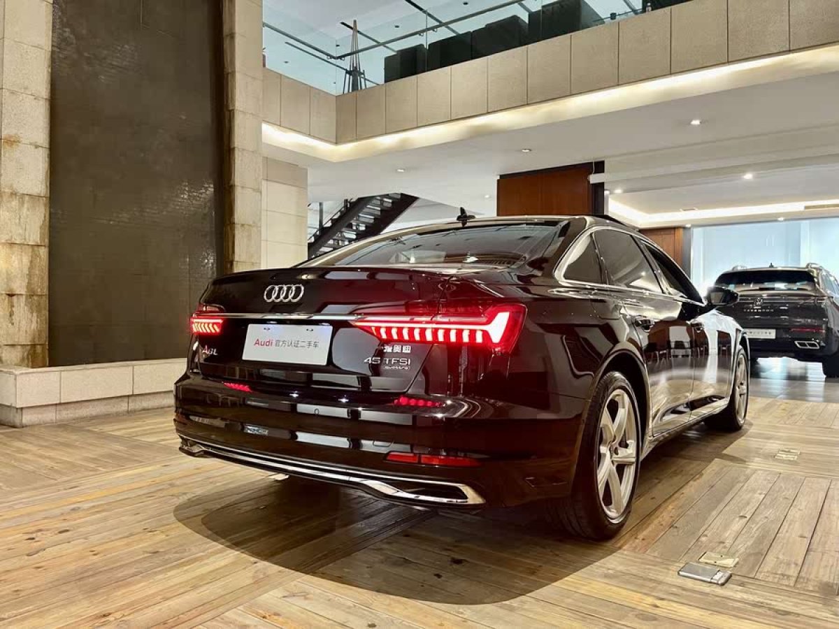 奧迪 奧迪A6L  2024款 45 TFSI quattro 臻選致雅型圖片