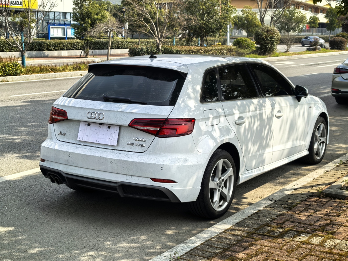 奧迪 奧迪A3  2019款 Sportback 35 TFSI 時尚型 國VI圖片