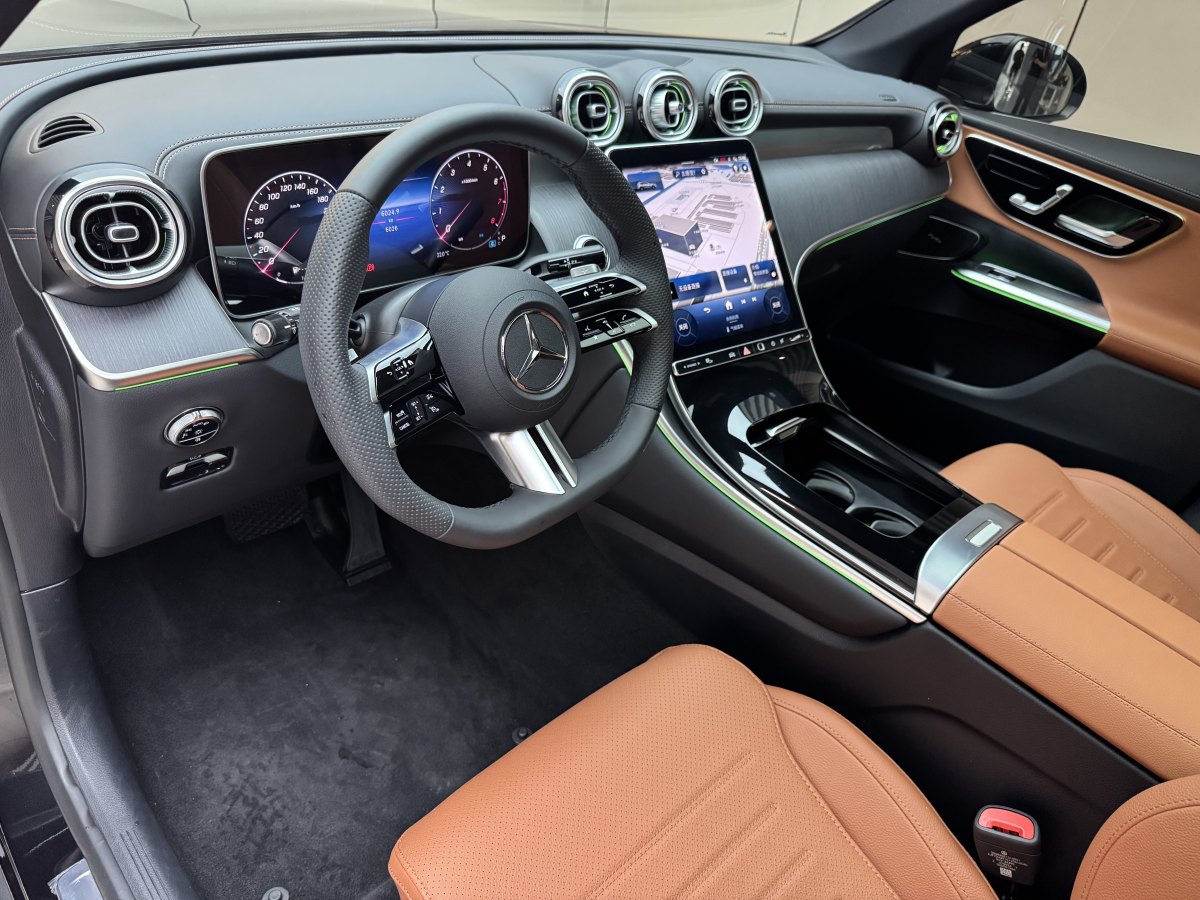 奔馳 奔馳GLC  2024款 改款 GLC 260 L 4MATIC 豪華型 5座圖片
