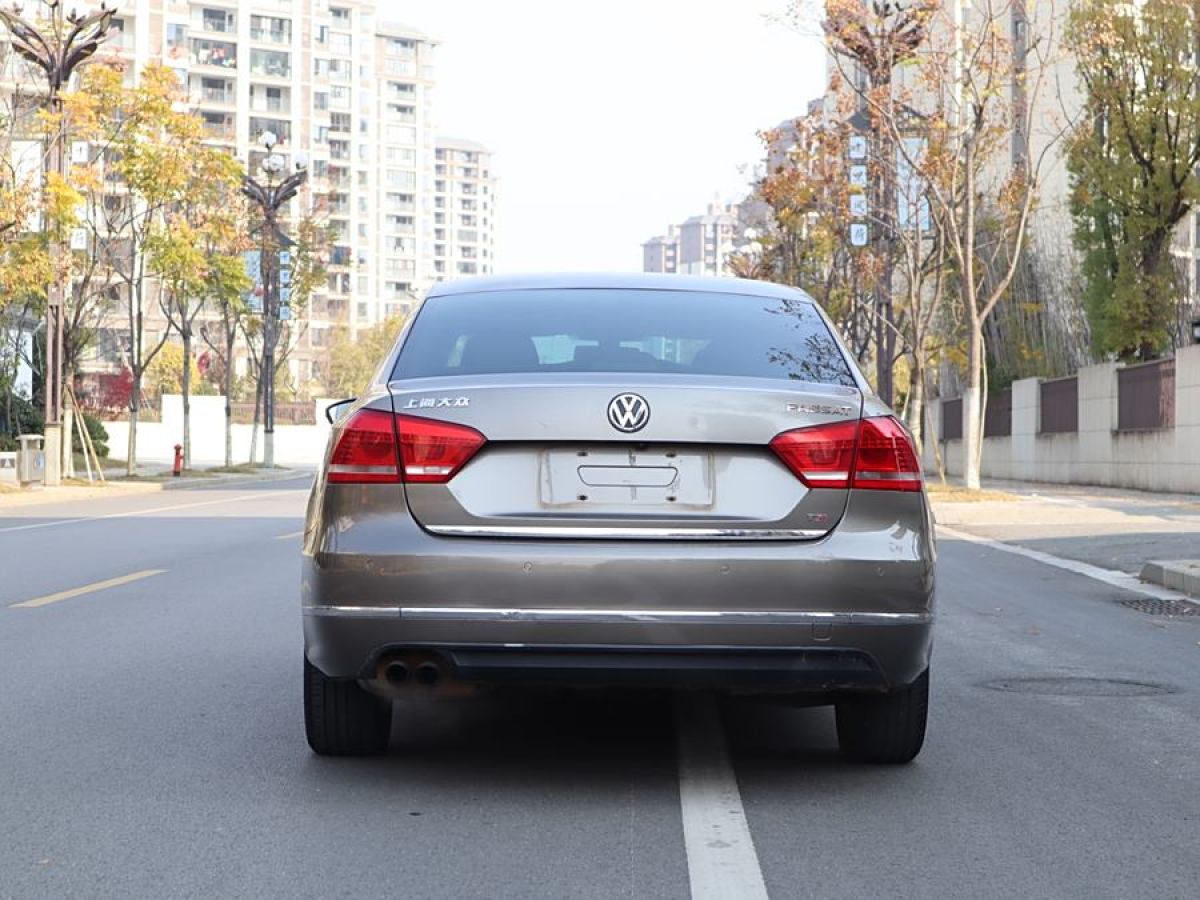 大眾 帕薩特  2014款 1.8TSI DSG尊榮導(dǎo)航版圖片