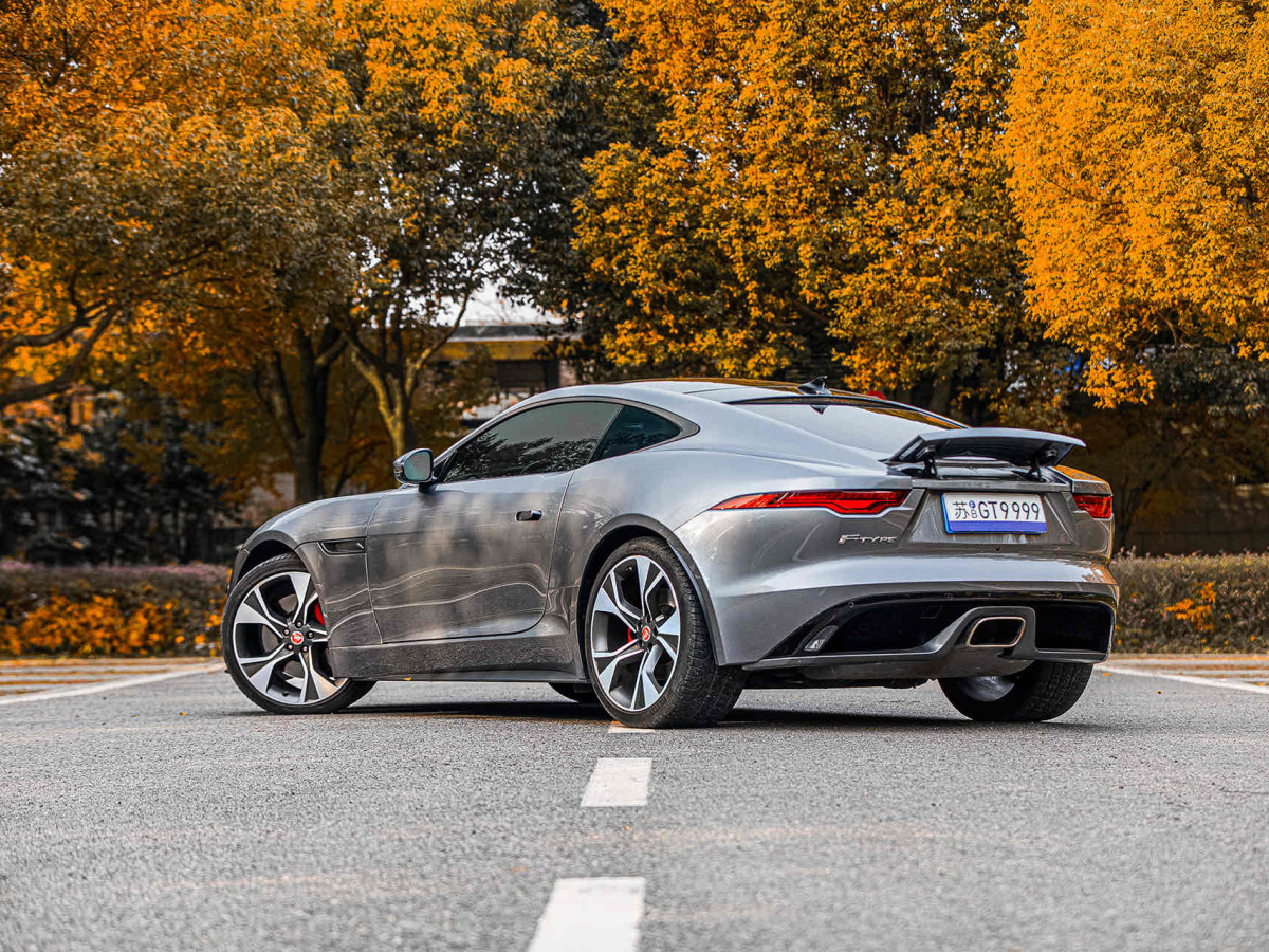 捷豹 F-TYPE  2021款 P300 后驅(qū)First Edition硬頂版圖片