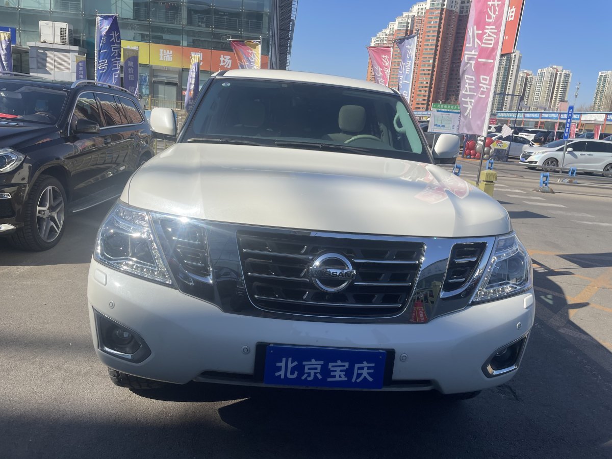 日產(chǎn) 途樂(lè)  2018款 4.0L 旗艦型圖片