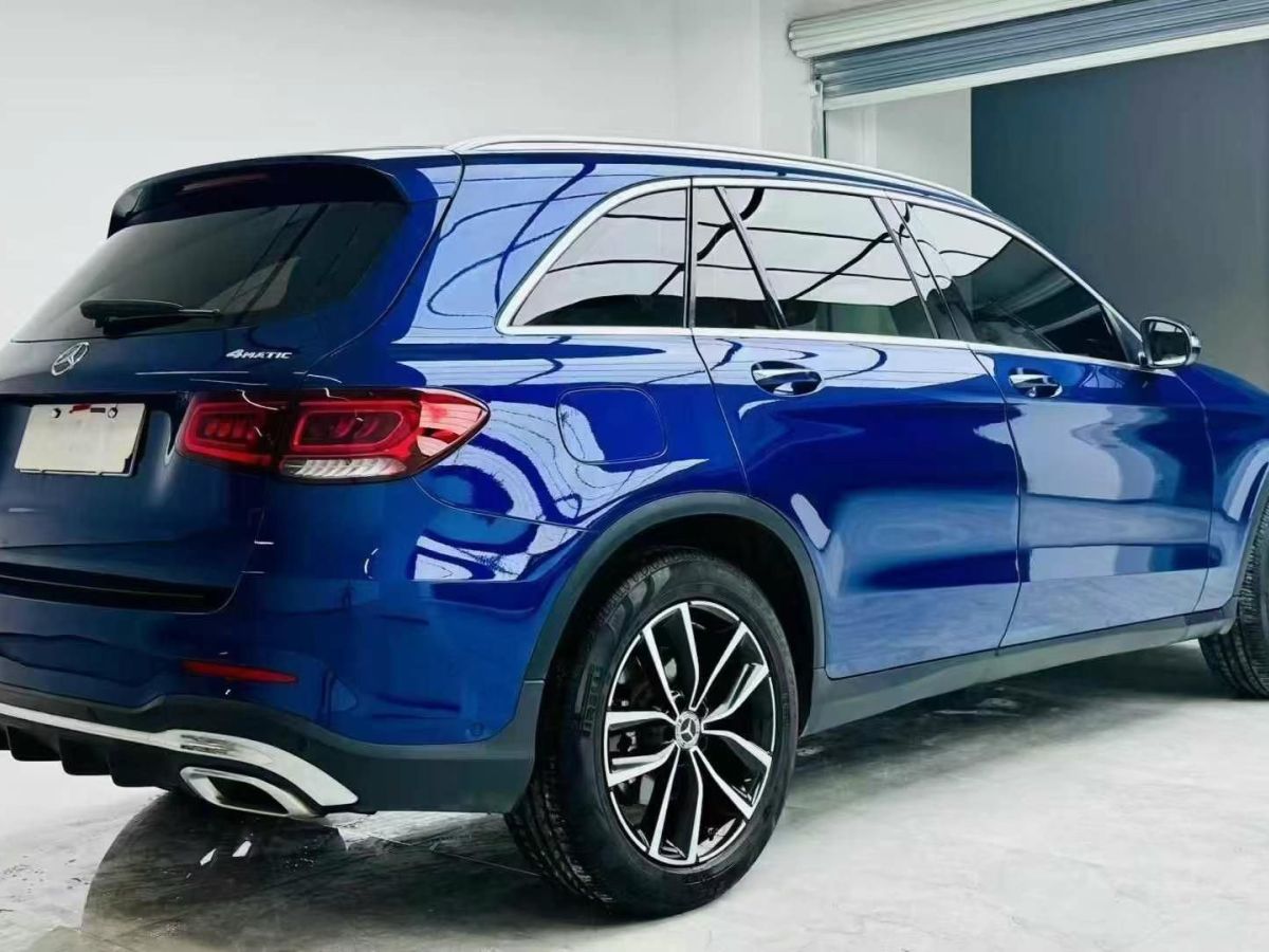 奔馳 V級(jí)  2020款 V 260 L 長(zhǎng)軸距豪華版圖片
