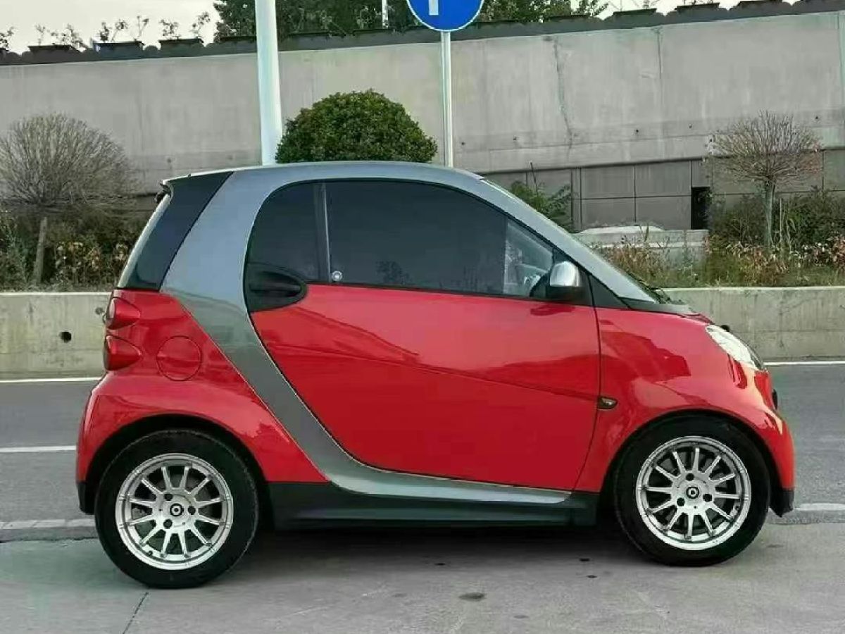 smart fortwo  2014款 1.0T 5檔序列 敞篷BoConcept特別版圖片