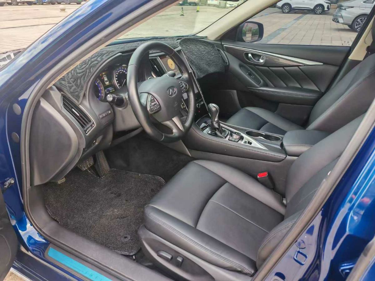 英菲尼迪 Q50L  2015款 2.0T 悅享版圖片