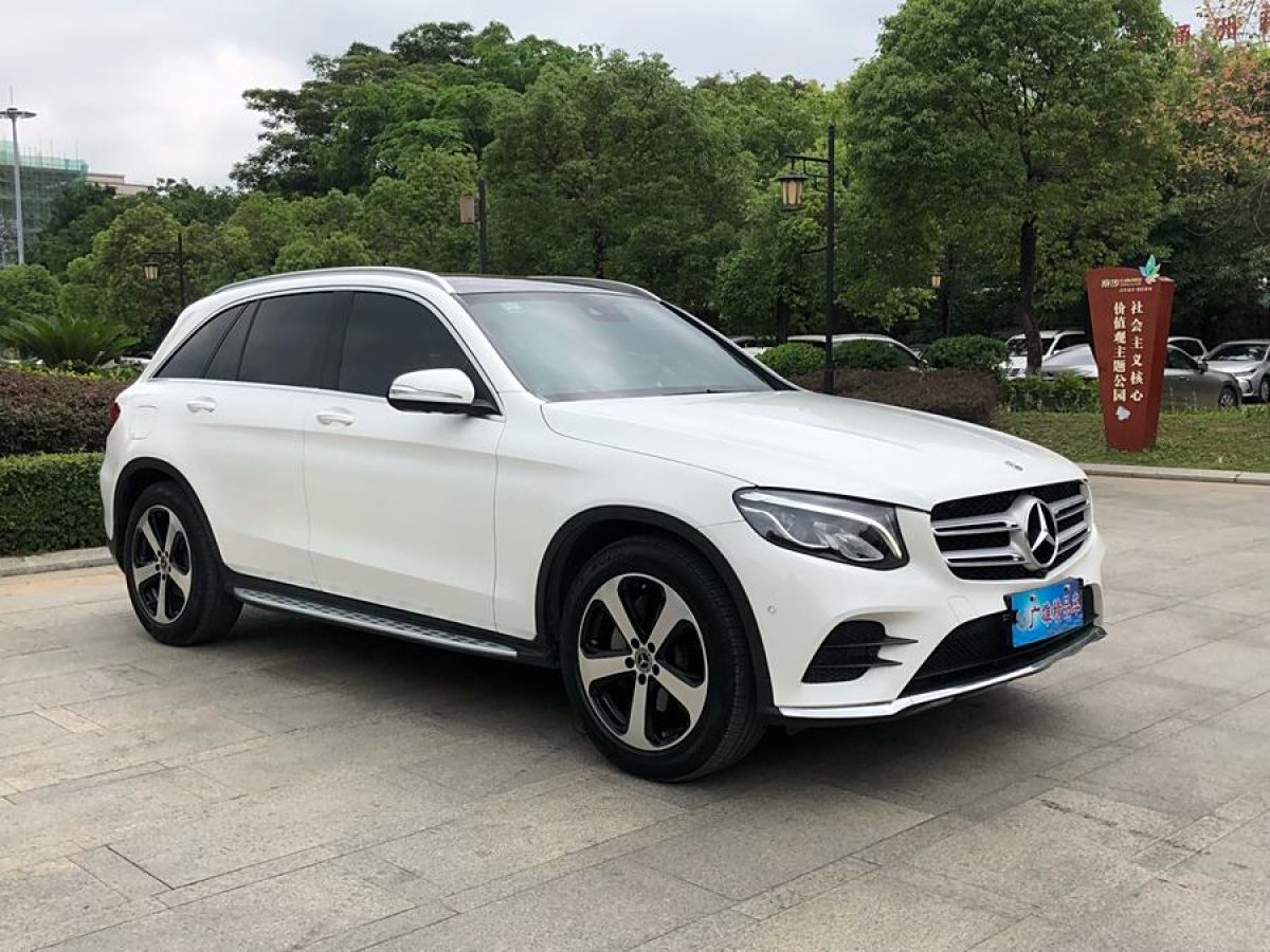 奔馳 奔馳GLC  2018款 改款 GLC 260 4MATIC 豪華型圖片