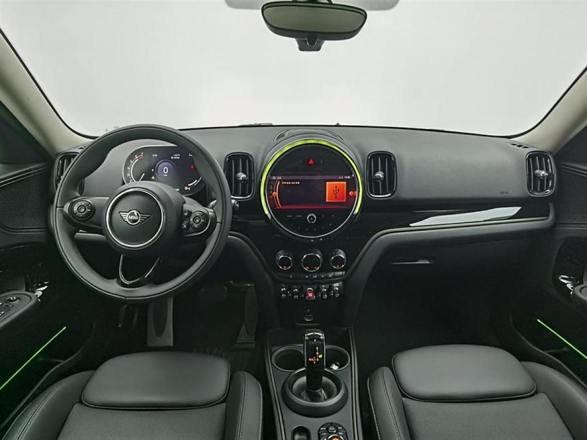 MINI COUNTRYMAN  2021款 1.5T COOPER ALL4 鑒賞家圖片