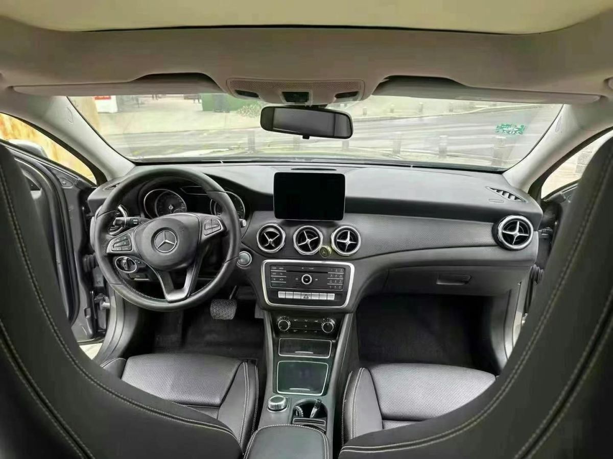 奔馳 奔馳GLA AMG  2017款 AMG GLA 45 4MATIC圖片