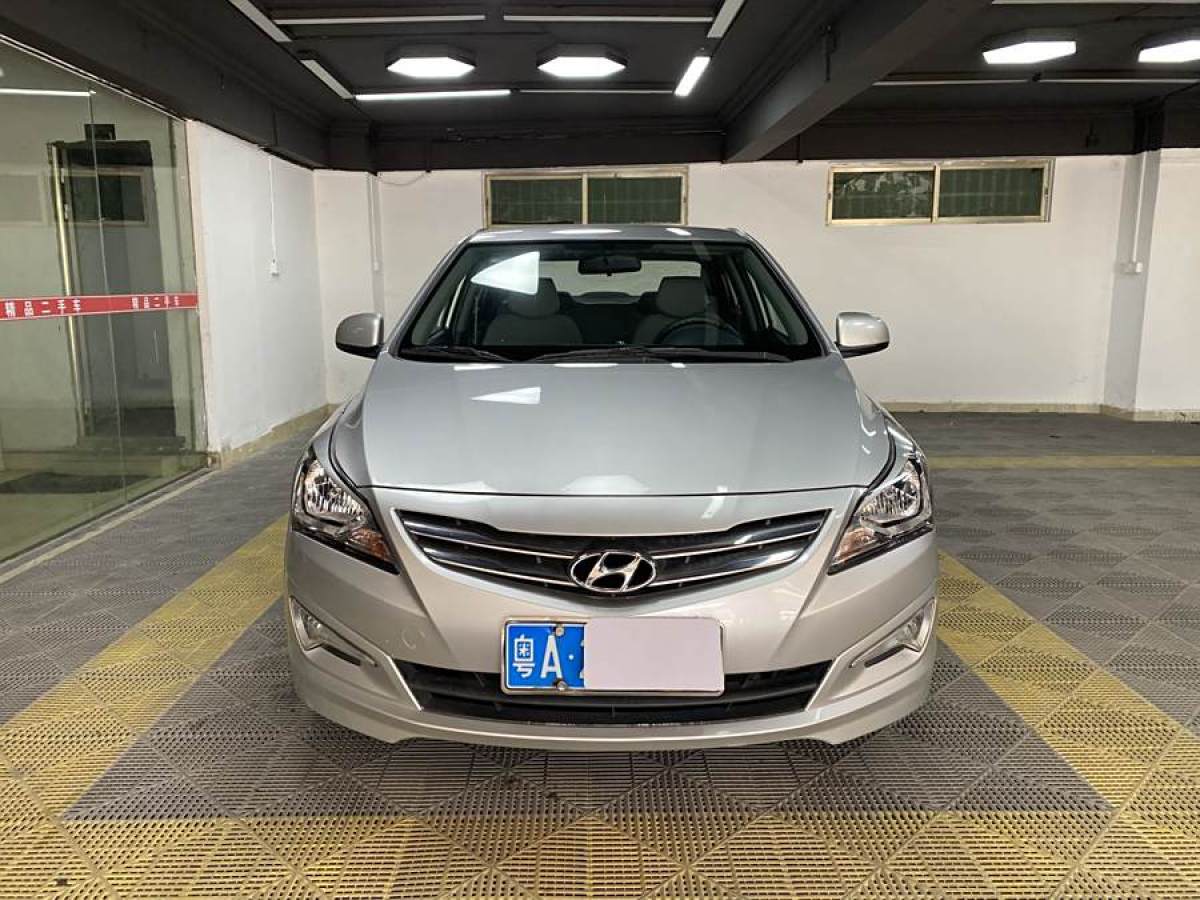 2015年8月現(xiàn)代 瑞納  2014款 1.4L 自動智能型GLS