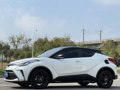 2022年1月 豐田 C-HR 2.0L 舒適版圖片