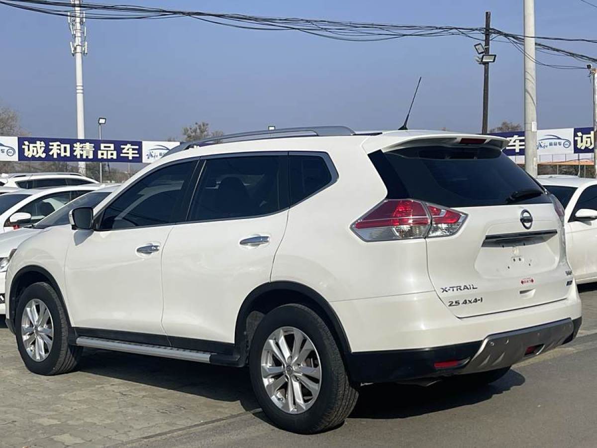 日產(chǎn) 奇駿  2014款 2.5L CVT豪華版 4WD圖片