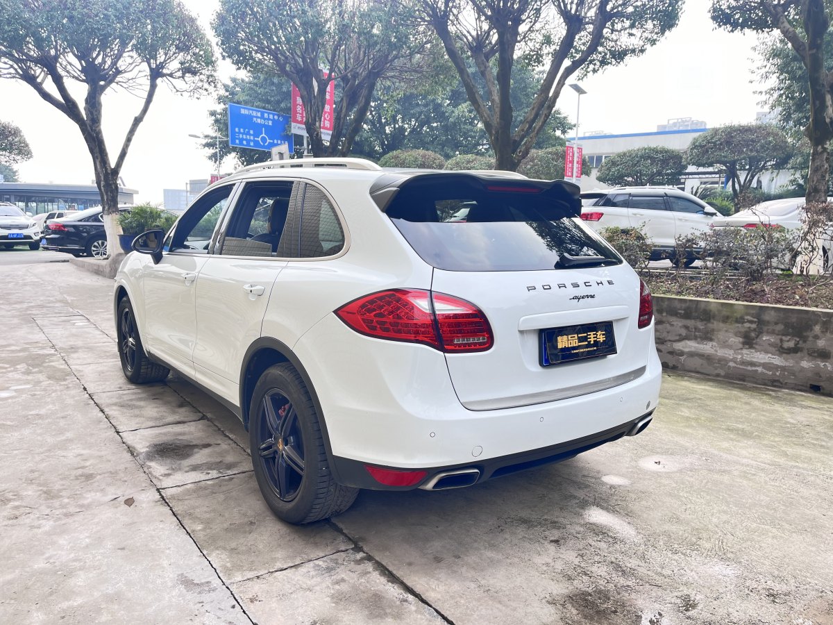 保時(shí)捷 Cayenne  2014款 Cayenne Platinum Edition 3.0T圖片