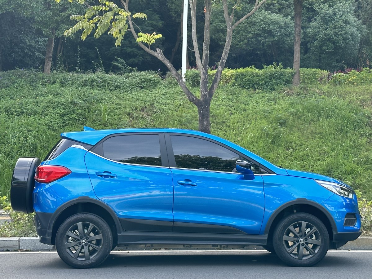 比亞迪 元新能源  2019款 EV535 智聯(lián)領創(chuàng)型圖片