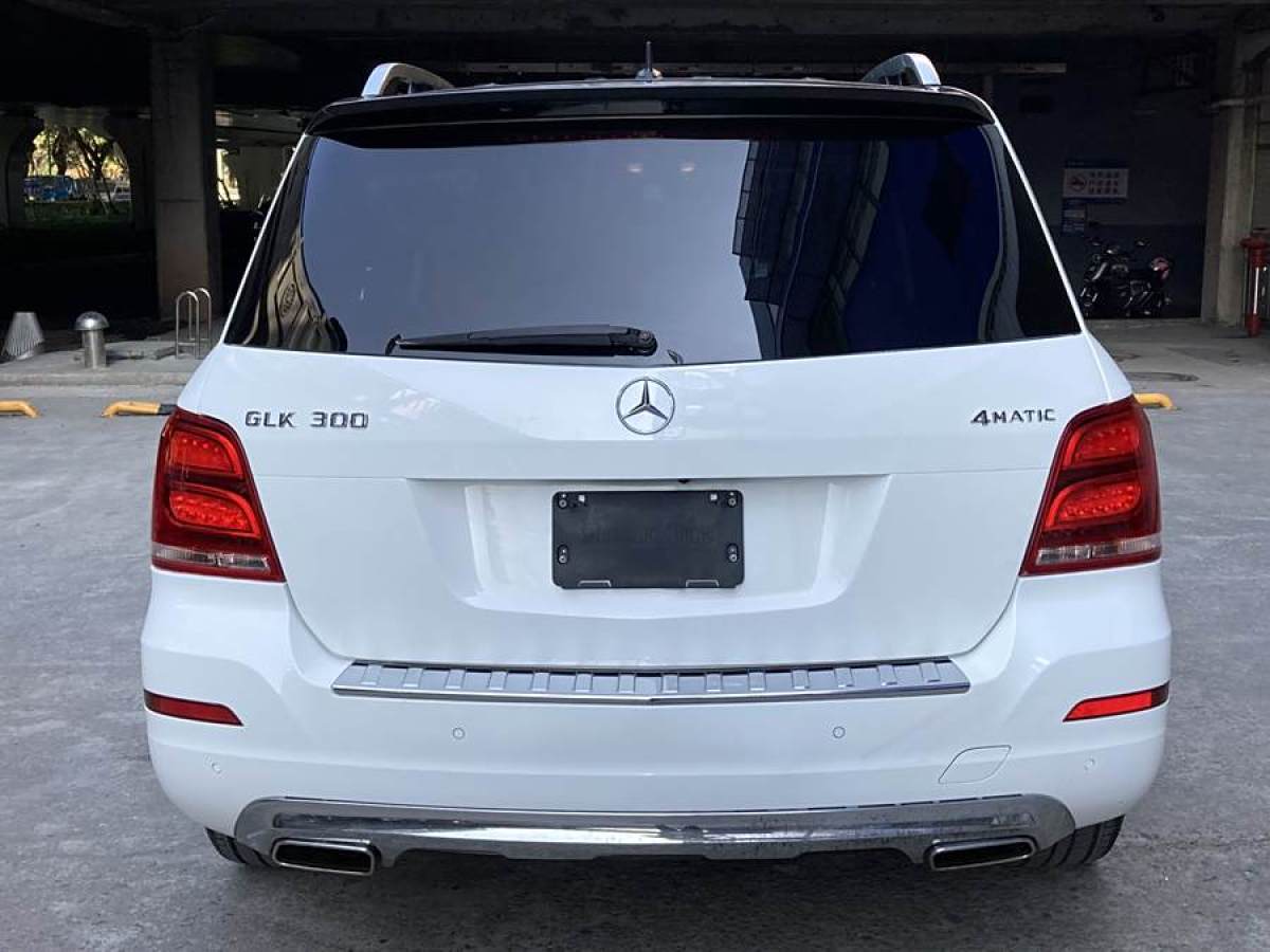 奔馳 奔馳GLK級  2015款 GLK 300 4MATIC 時尚型 極致版圖片