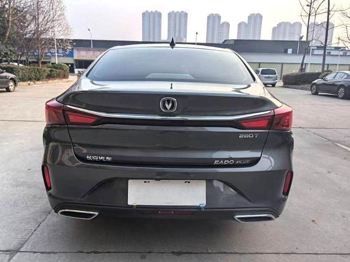 長(zhǎng)安 逸動(dòng)  2020款 PLUS 藍(lán)鯨NE 1.4T GDI DCT鋒尚型圖片