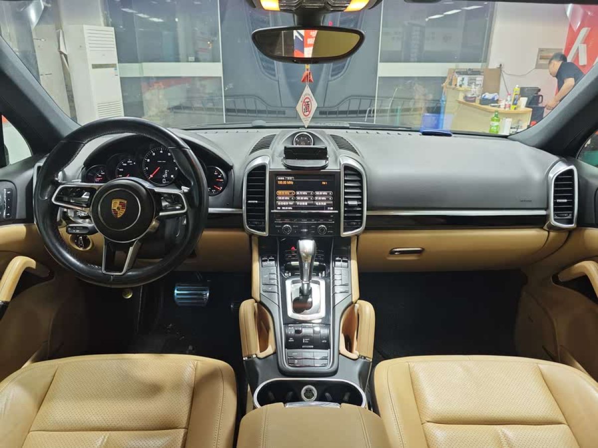 保時(shí)捷 Cayenne  2015款 Cayenne 3.0T圖片