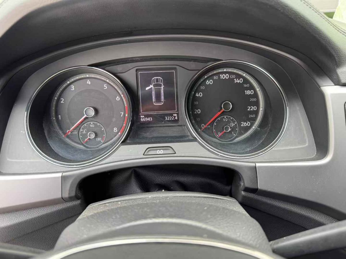 大眾 輝昂  2018款 380TSI 兩驅(qū)豪華版圖片