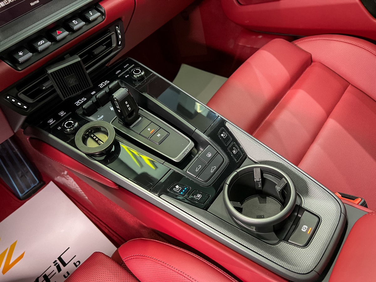 2023年3月保时捷 911  2023款 Carrera S 3.0T