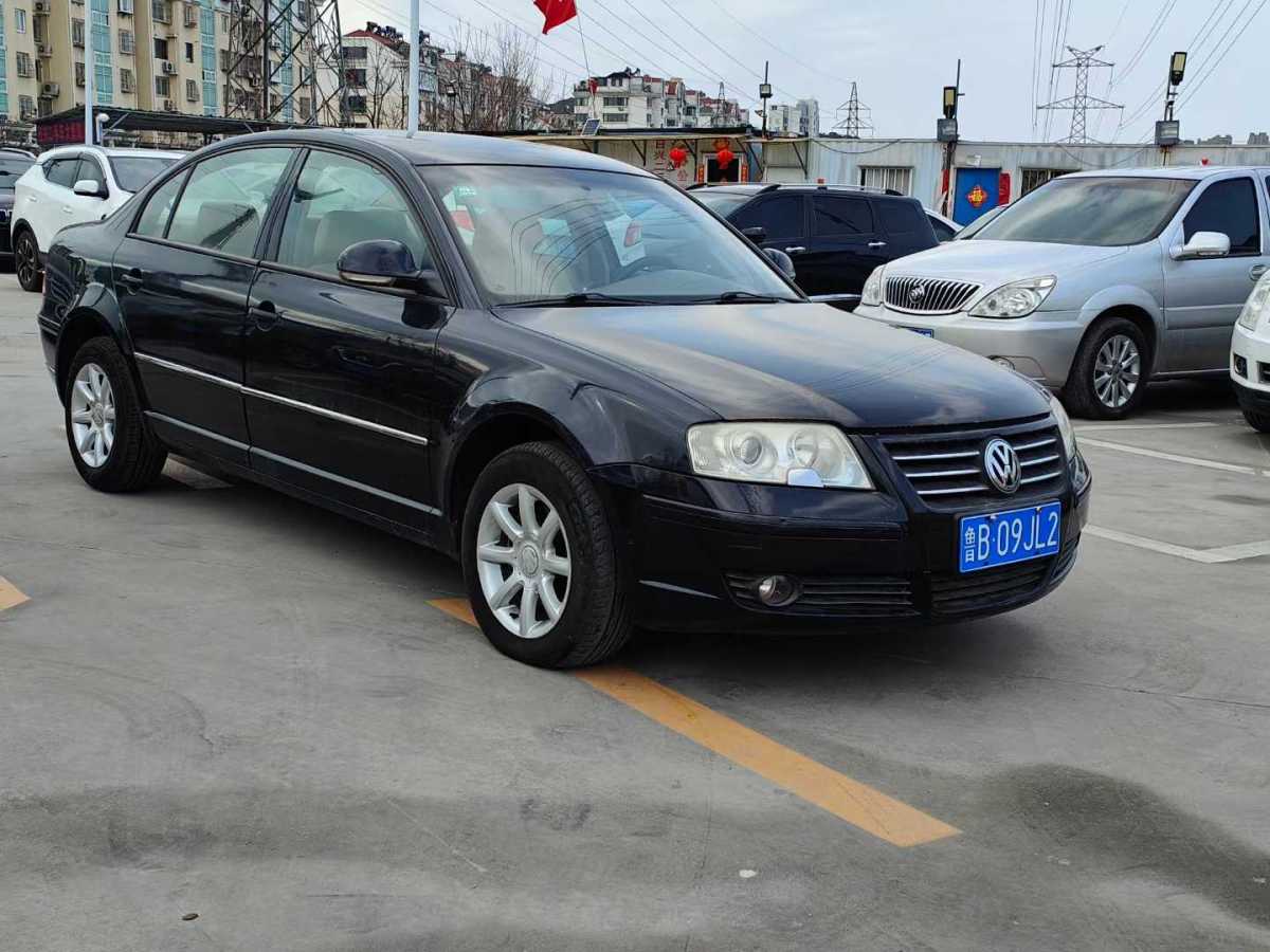 大眾 Passat領(lǐng)馭  2009款 2.0L MFI 自動尊享型圖片