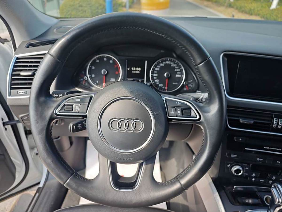 奧迪 奧迪Q5  2013款 45 TFSI quattro 運(yùn)動型圖片