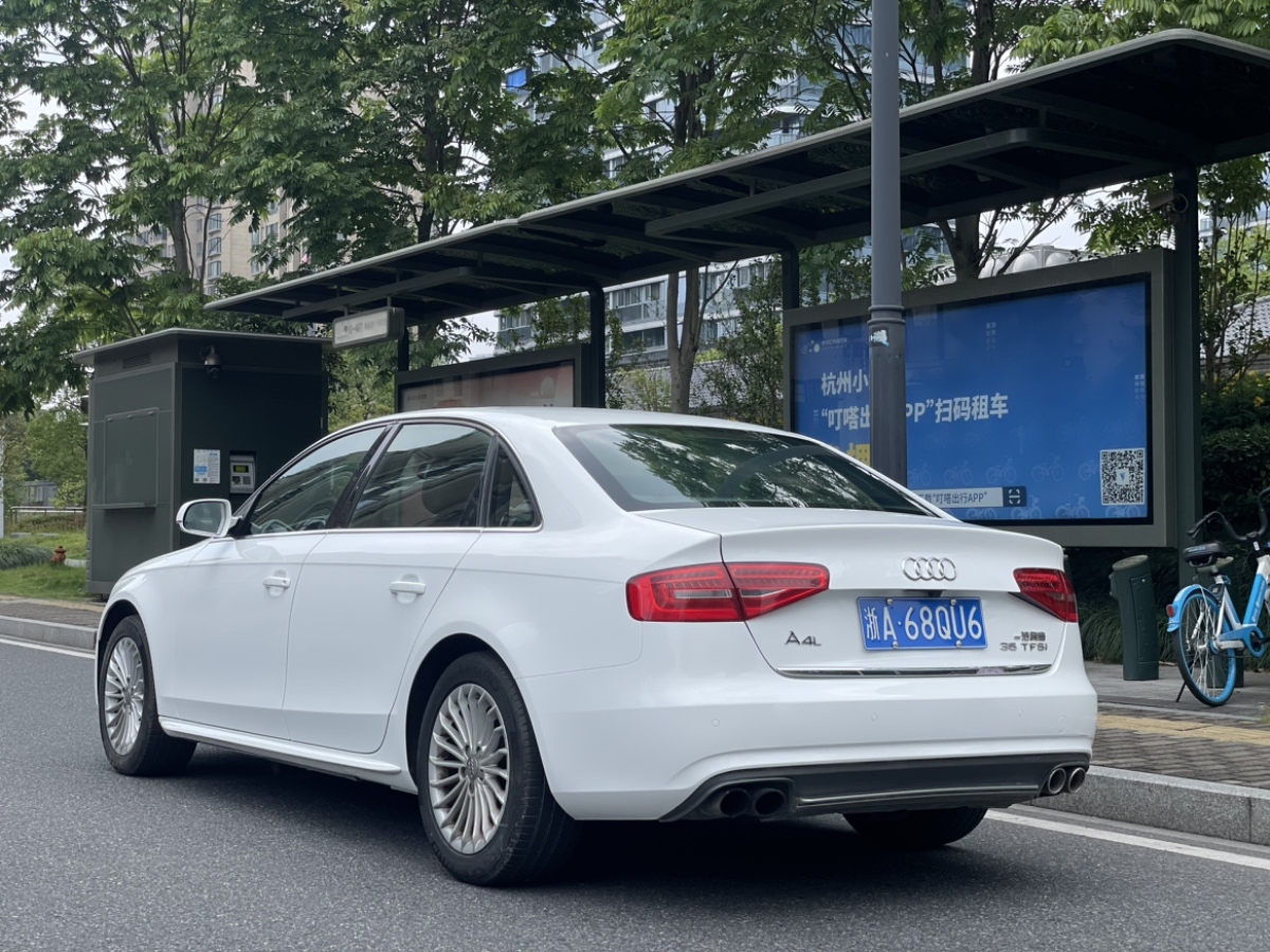 奧迪 奧迪A4L  2015款 35 TFSI 自動(dòng)舒適型圖片