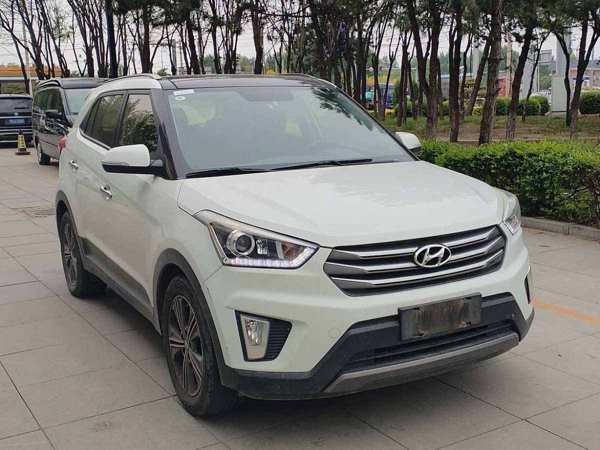 現(xiàn)代 ix25  2016款 1.6T 雙離合兩驅(qū)智能型GLS圖片