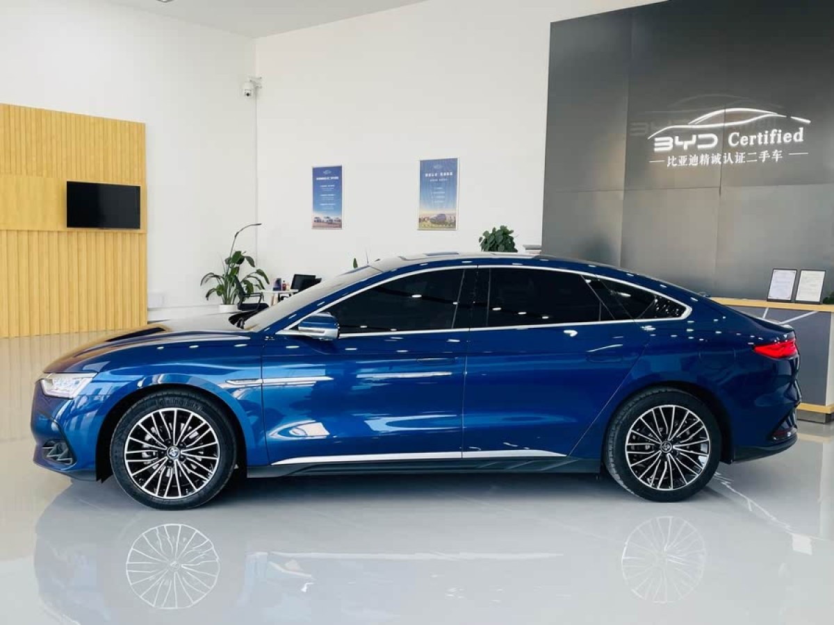 比亞迪 漢  2022款 DM-i 121KM 領(lǐng)航型圖片