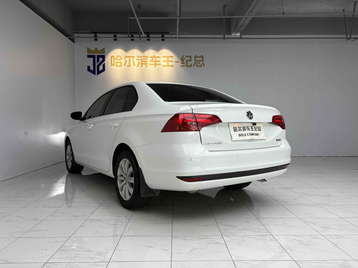大眾 寶來  2019款 改款 寶來?傳奇 1.5L 自動時(shí)尚型 國VI圖片
