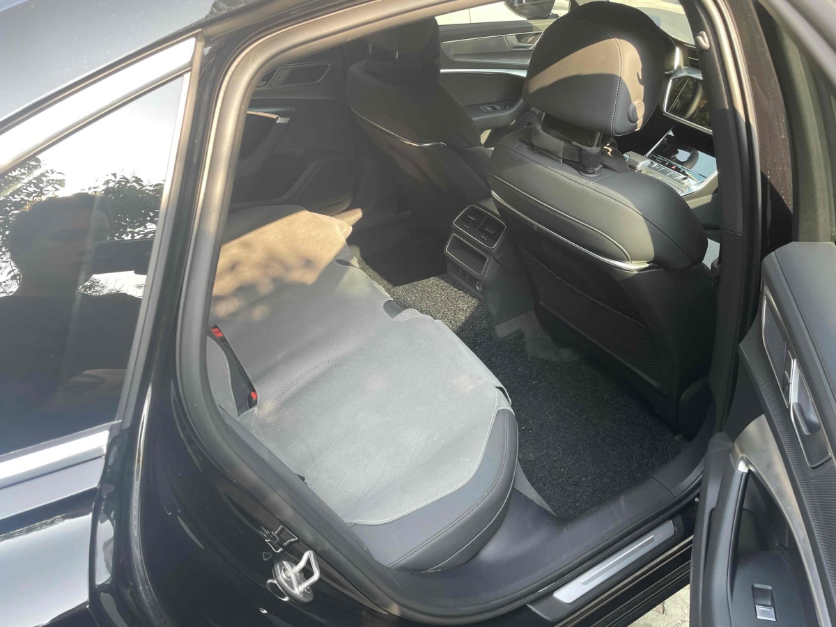奧迪 奧迪A6L  2024款 40 TFSI 豪華致雅型圖片