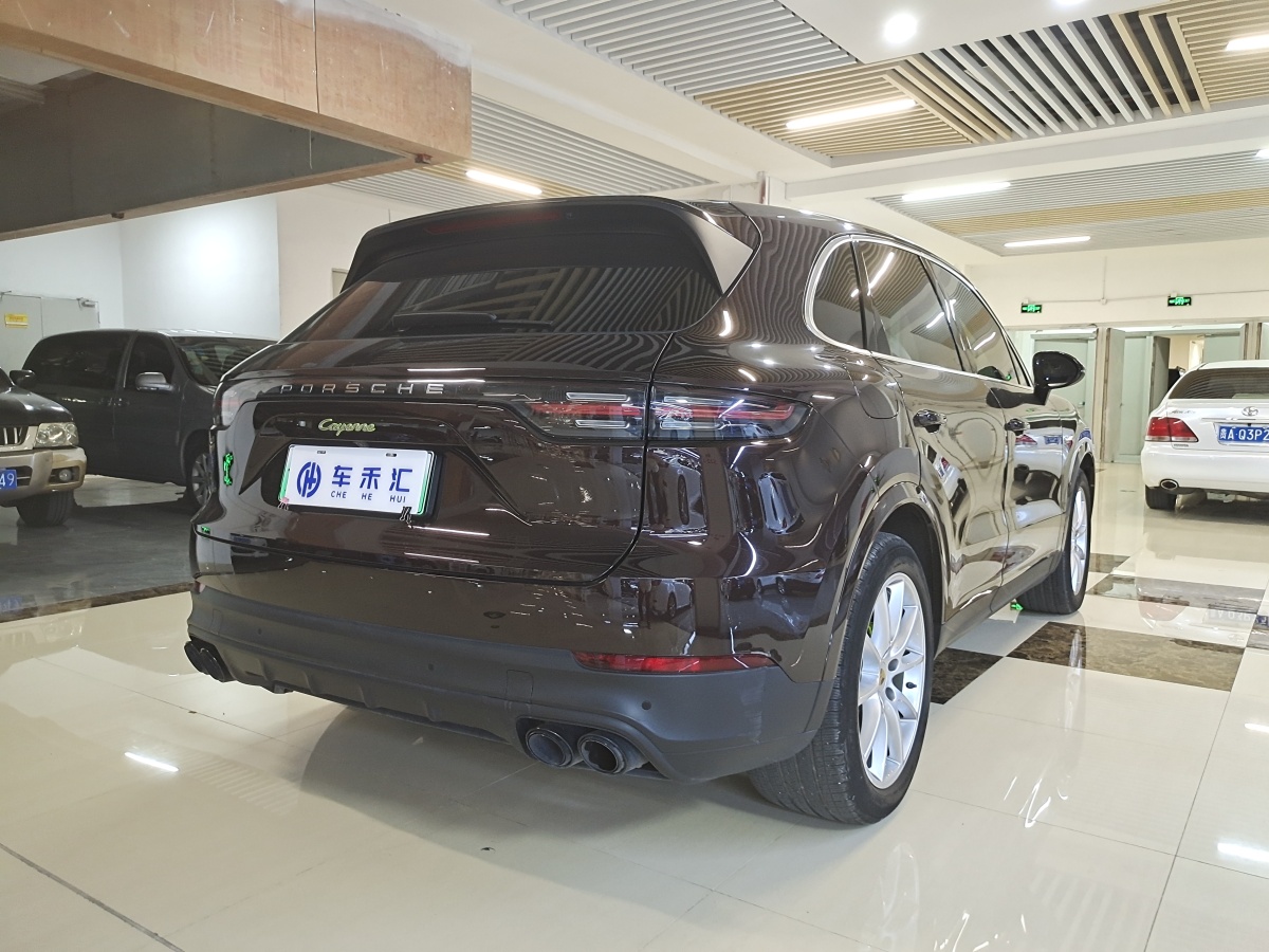 保時捷 Cayenne新能源  2022款 Cayenne E-Hybrid 2.0T 鉑金版圖片